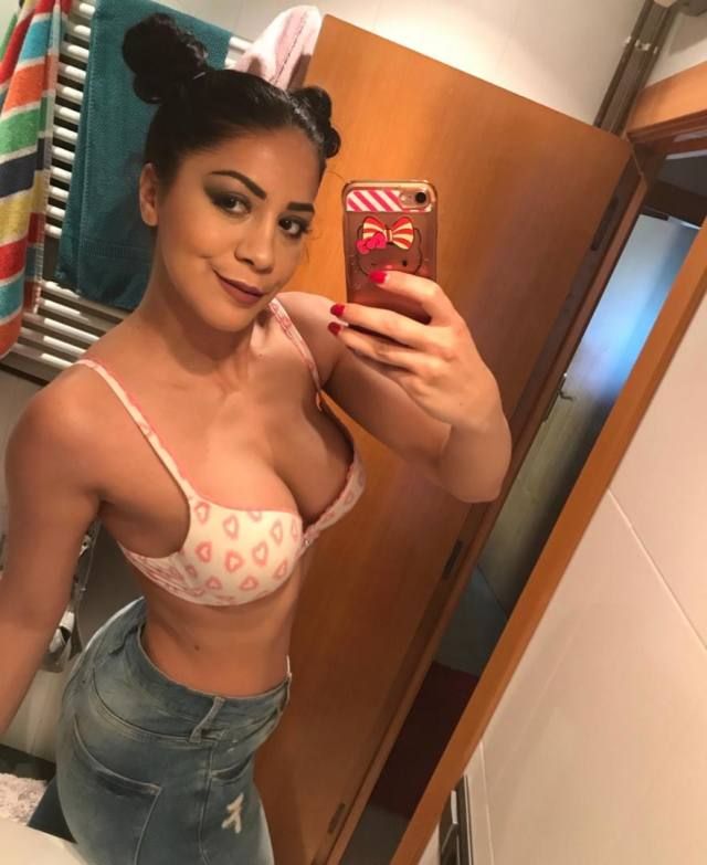 Escort available for hookup 👅 💧 - Image 2